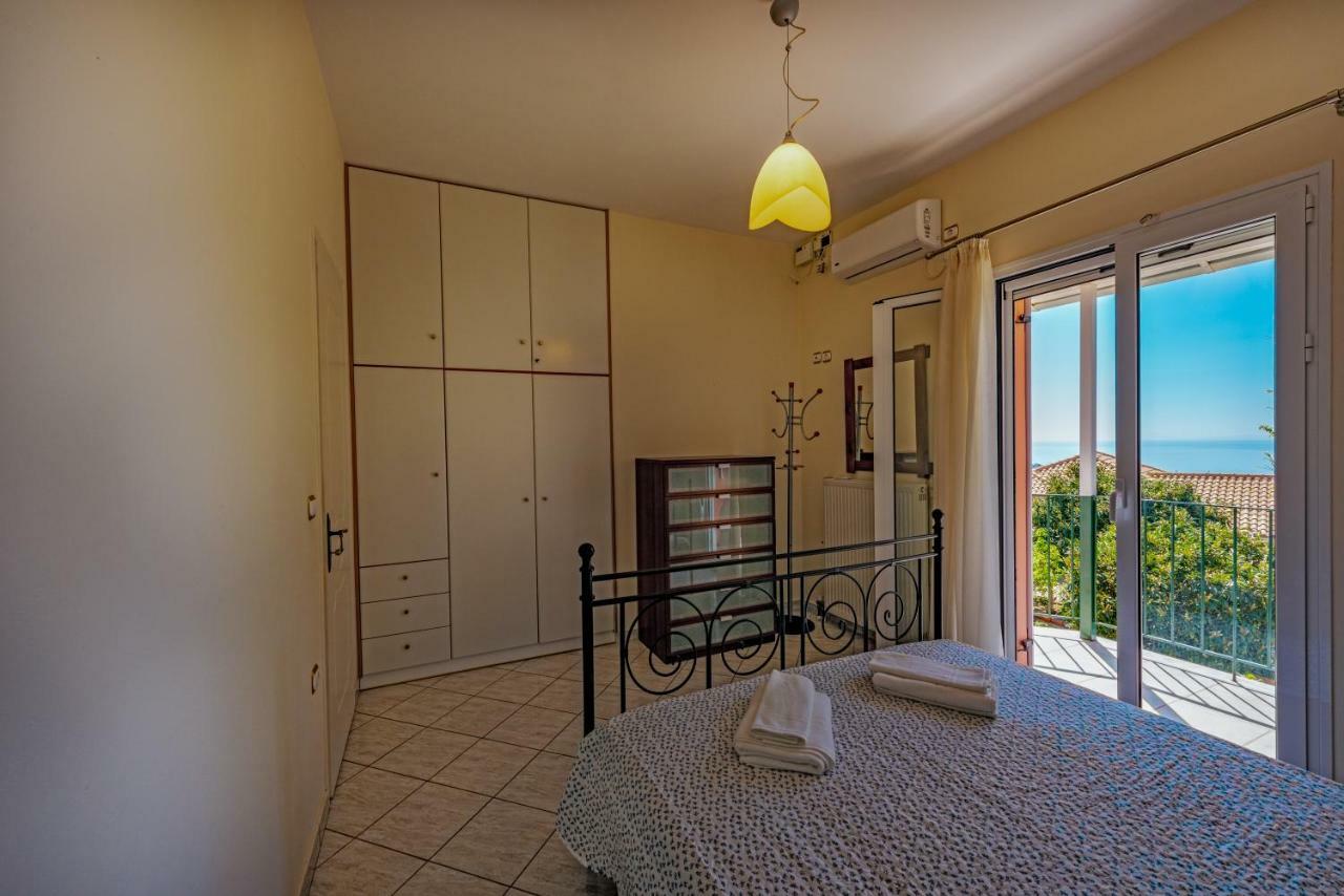 Ioannis House Sea View-Perfect Family Holidays Lourdata  Dış mekan fotoğraf